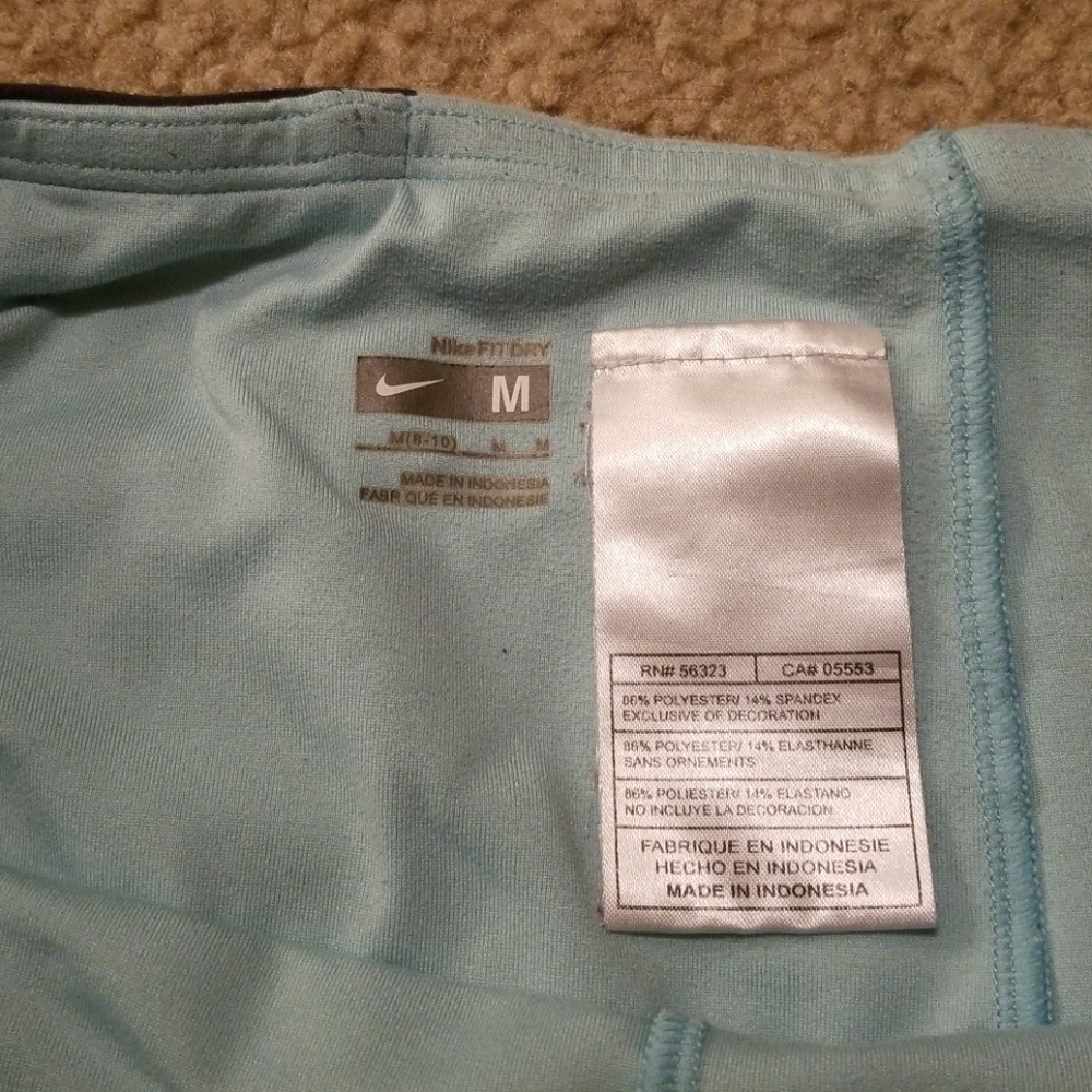 Nike fit dry shorts - Picture 2 of 7